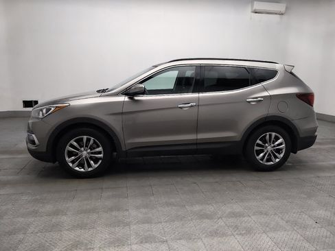 Used 2018 Hyundai Santa Fe Sport 2.0T FWD image 2