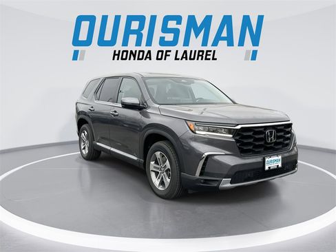 New 2025 Honda Pilot EX-L image 2