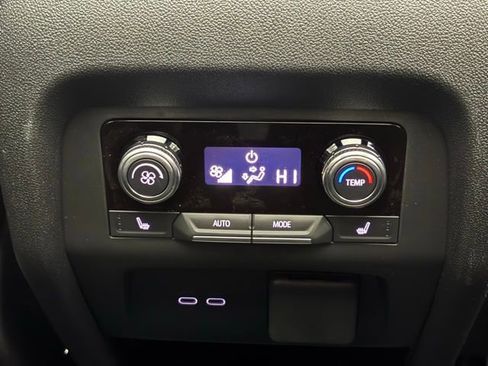 New 2026 GMC Acadia Denali Ultimate AWD/4WD image 9