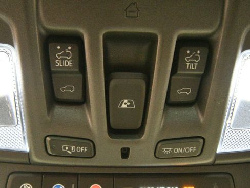 Used 2024 Chevrolet Silverado 2500 High Country w/ High Country Premium Package image 20