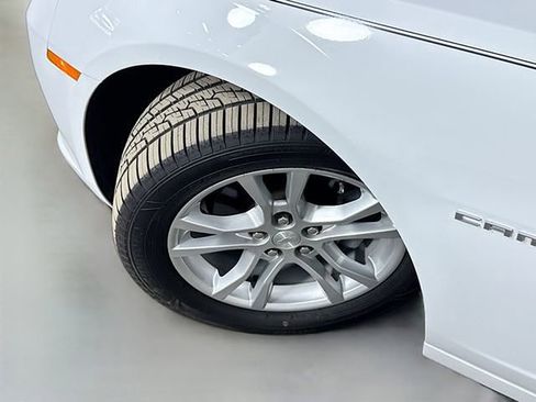 Used 2015 Chevrolet Camaro LT image 40