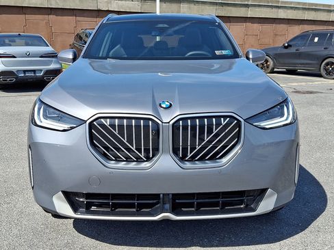Certified 2025 BMW X3 xDrive30i w/ Premium Package AWD/4WD image 2