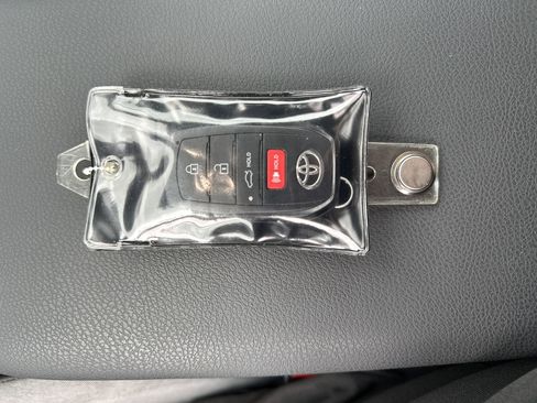 Used 2026 Toyota Camry LE w/ Convenience Package image 17