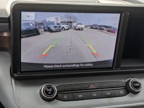 Used 2023 Ford Maverick Lariat w/ Lariat Luxury Package image 19