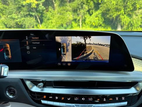Used 2025 Cadillac Lyriq Sport RWD image 18
