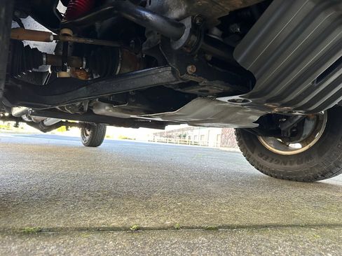 Used 2007 GMC Sierra 2500 SLE w/ Z71 Off-Road Package image 60