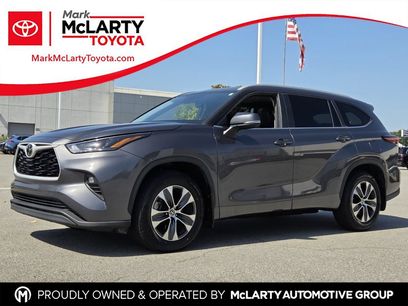 Used 2025 Toyota Highlander XLE