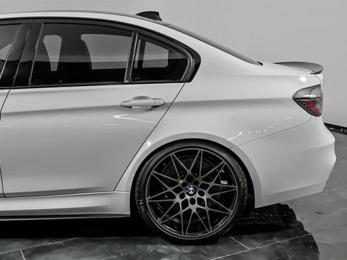 Used 2018 BMW M3 image 7