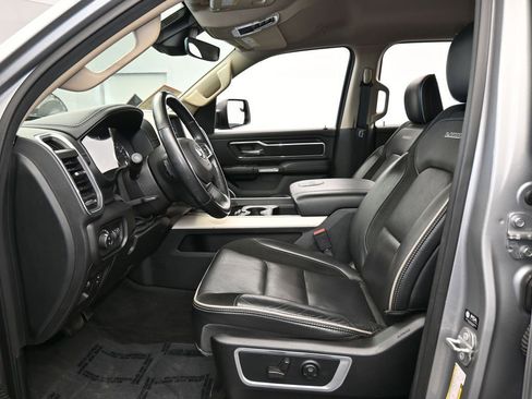 Used 2021 RAM 1500 Laramie image 11