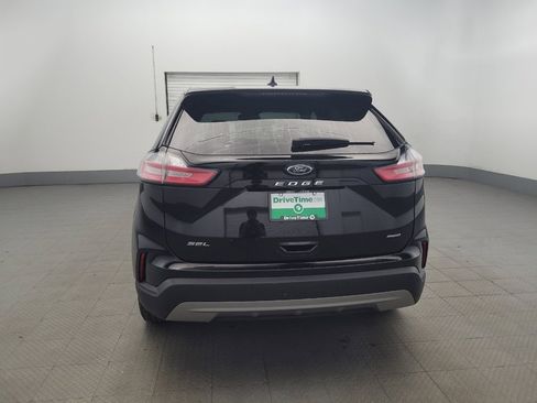 Used 2024 Ford Edge SEL image 6