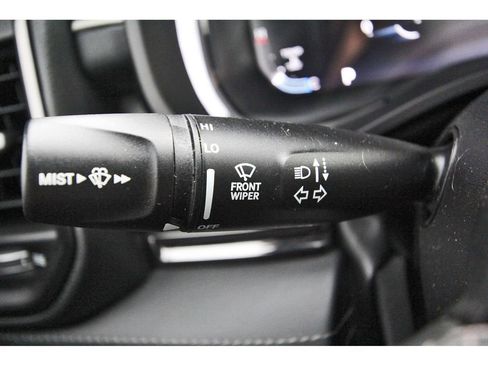 Used 2024 RAM 1500 Limited image 17