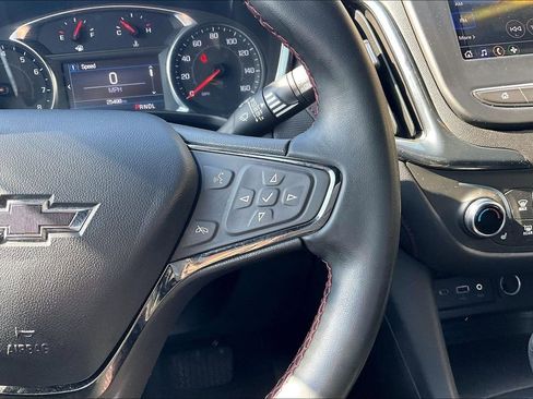 Used 2023 Chevrolet Equinox RS AWD/4WD image 18
