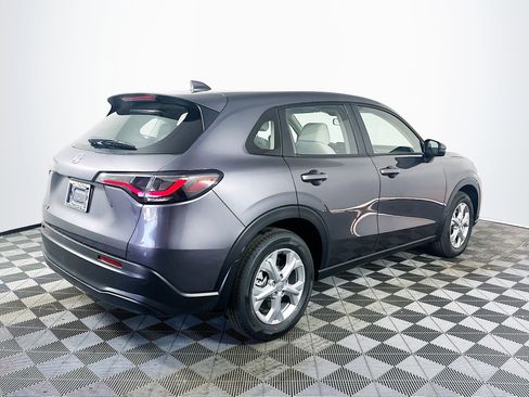 Used 2025 Honda HR-V LX image 7
