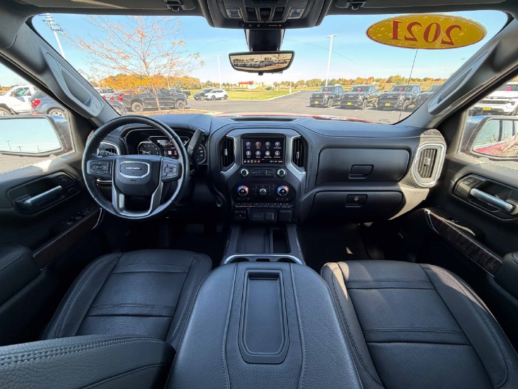 Used 2021 GMC Sierra 1500 Denali w/ Denali Ultimate Package AWD/4WD image 31