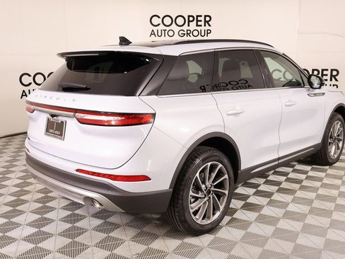 New 2026 Lincoln Corsair Premiere FWD image 21
