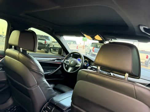 Used 2018 BMW M550i xDrive M550i xDrive Sedan 4D w/ Driving Assistance Package image 52