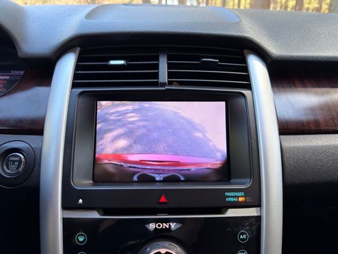 Used 2013 Ford Edge Limited w/ Driver Entry Pkg image 4