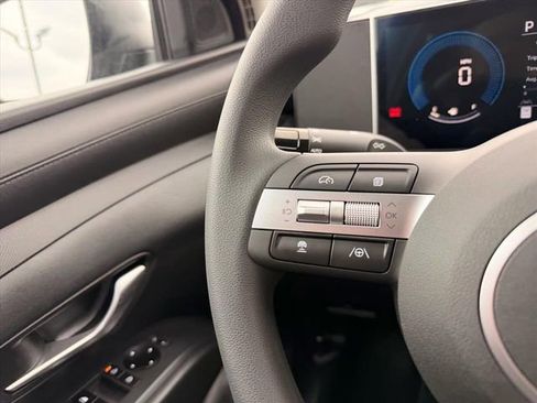 New 2026 Hyundai Tucson SE image 14