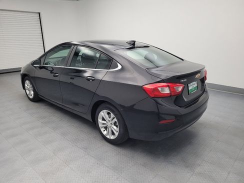Used 2019 Chevrolet Cruze LT FWD image 3