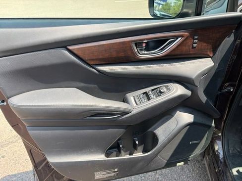 Used 2023 Subaru Ascent Touring AWD/4WD image 9