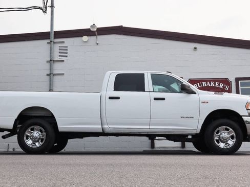 Used 2022 RAM 2500 Tradesman w/ Chrome Appearance Group AWD/4WD image 1