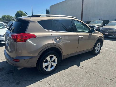 Used 2014 Toyota RAV4 XLE image 20