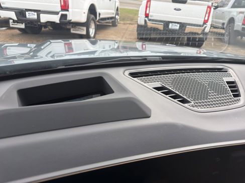 Used 2025 BMW X1 xDrive28i w/ Technology Package image 35