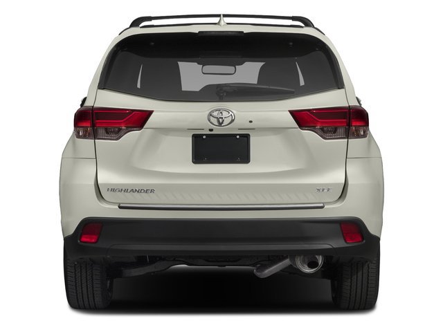 Certified 2017 Toyota Highlander XLE AWD/4WD image 5