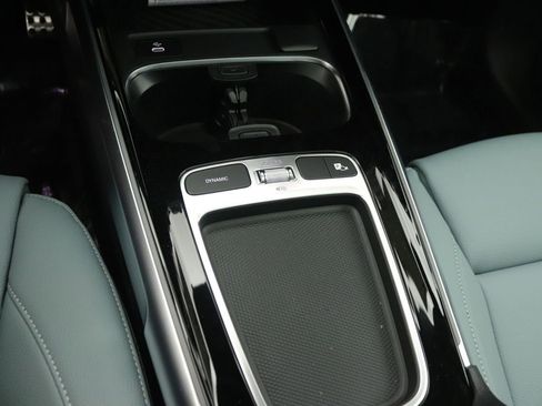 New 2026 Mercedes-Benz GLB 35 AMG 4MATIC image 7