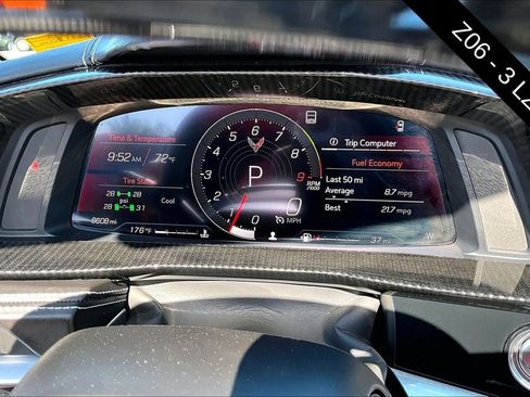 Used 2023 Chevrolet Corvette Z06 RWD image 12