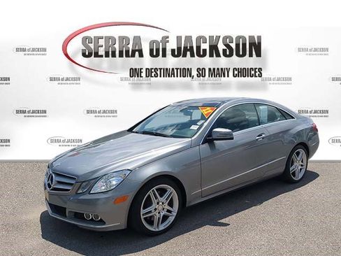Used 2011 Mercedes-Benz E 350 Coupe image 4