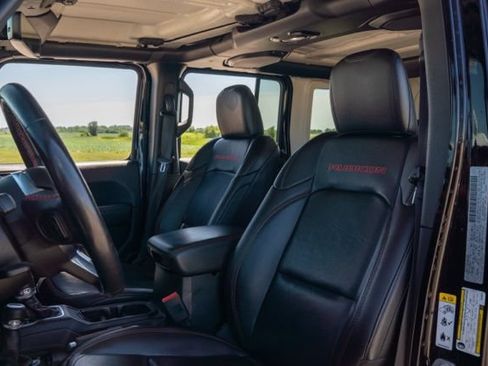Used 2018 Jeep Wrangler Unlimited Rubicon AWD/4WD image 14