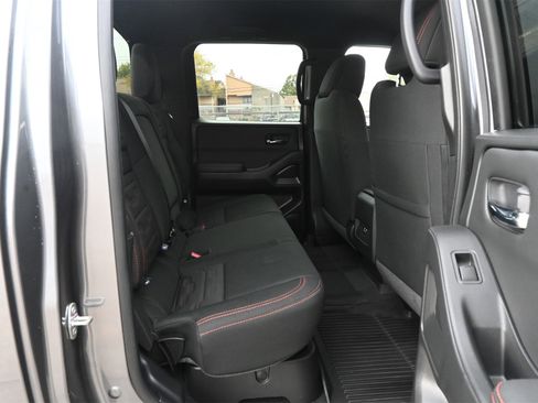 Used 2024 Nissan Frontier PRO-4X w/ Off-Road Protection Package image 24