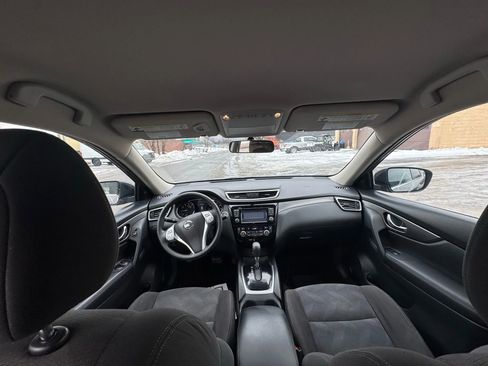 Used 2016 Nissan Rogue SV w/ SV Premium Package image 22