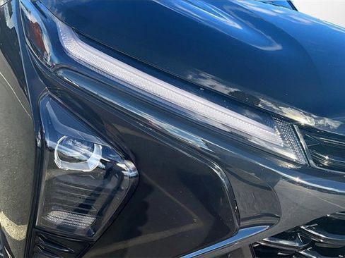 Used 2024 Chevrolet Trax RS w/ Sunroof Package image 28