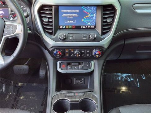 Used 2021 GMC Acadia SLT w/ Elevation Edition FWD image 14