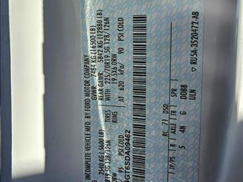 New 2025 Ford F450 XL w/ XL Chrome Package image 16