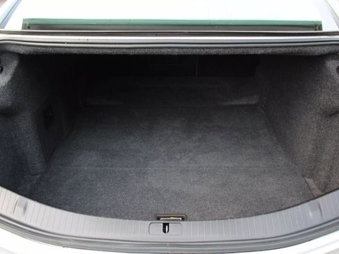 Used 2014 Cadillac XTS Luxury image 31