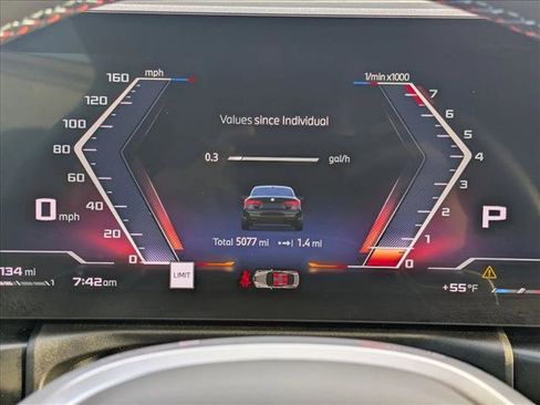 Used 2025 BMW M440i Coupe w/ Premium Package image 11