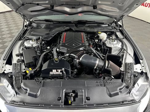 Used 2018 Ford Mustang GT Premium w/ Equipment Group 401A RWD image 14