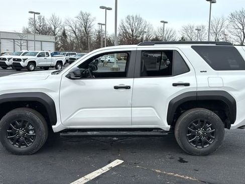 New 2026 Toyota 4Runner SR5 image 4
