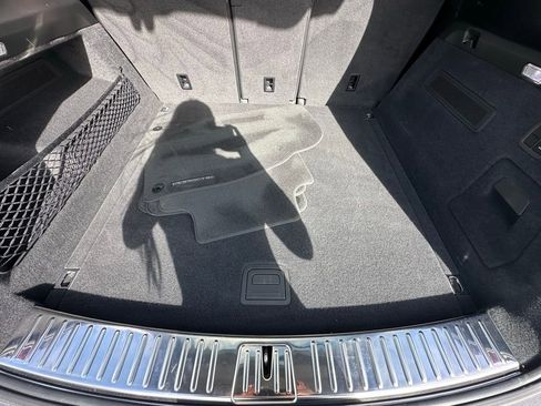 Used 2024 Porsche Cayenne S image 38