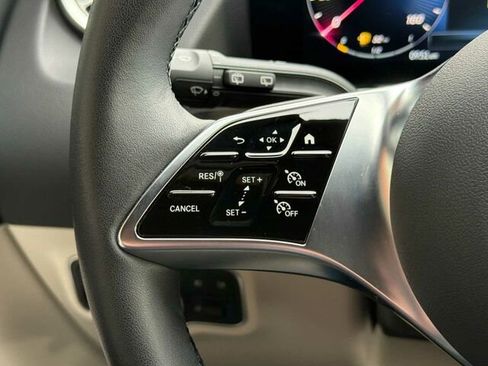 Certified 2025 Mercedes-Benz GLA 250 4MATIC image 28