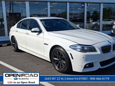 Used 2014 BMW 528i xDrive Sedan AWD/4WD image 4