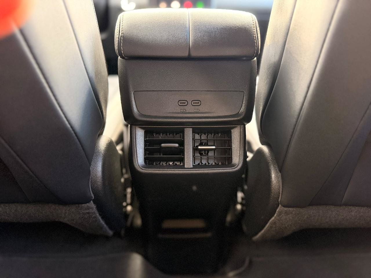 Used 2026 GMC Terrain Elevation w/ Elevation Premium Package FWD image 28