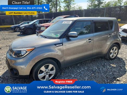 Used 2018 Kia Soul w/ Convenience Package FWD image 1