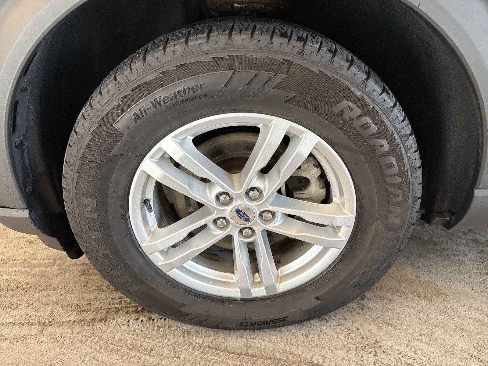 Used 2020 Ford Explorer XLT w/ Comfort Package AWD/4WD image 18