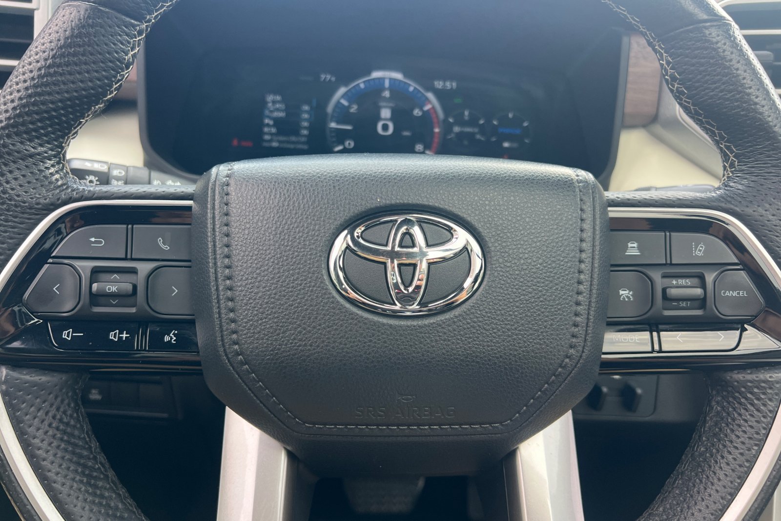 Used 2024 Toyota Tundra Capstone AWD/4WD image 25