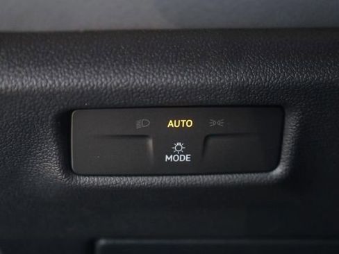 New 2026 Volkswagen Tiguan SE AWD/4WD image 13