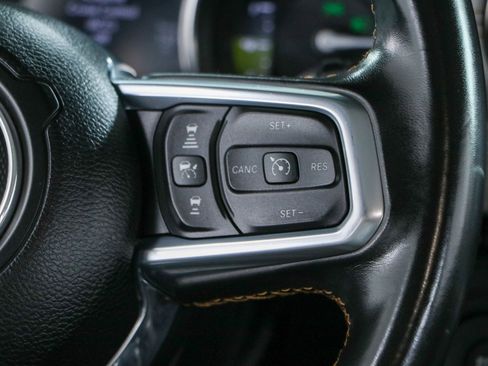 Used 2021 Jeep Wrangler Unlimited Sahara image 16